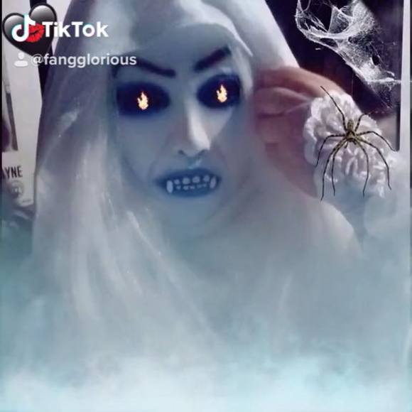 Meet your Posher, Fang g - Picture 1 of 1